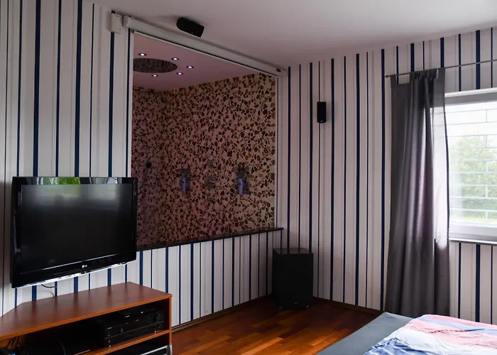 Holiday home Hts Haus Respirada Wellnessarea, Whirlpool, Gym, Sauna